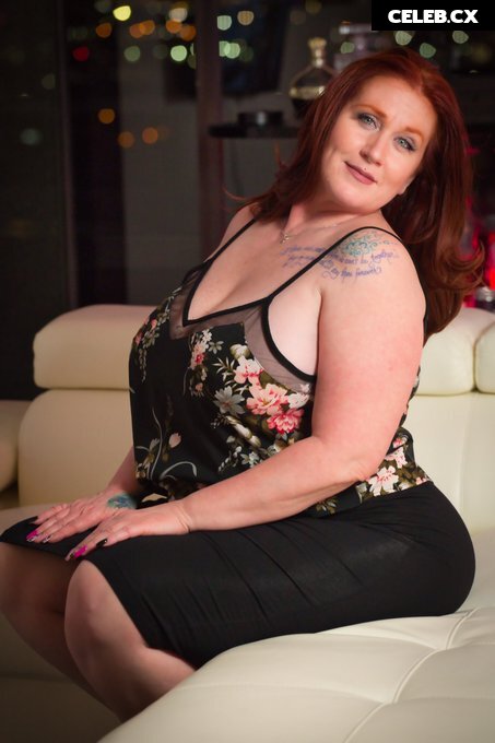 Avalon Drake | Lisa DeVyne Image 6698230