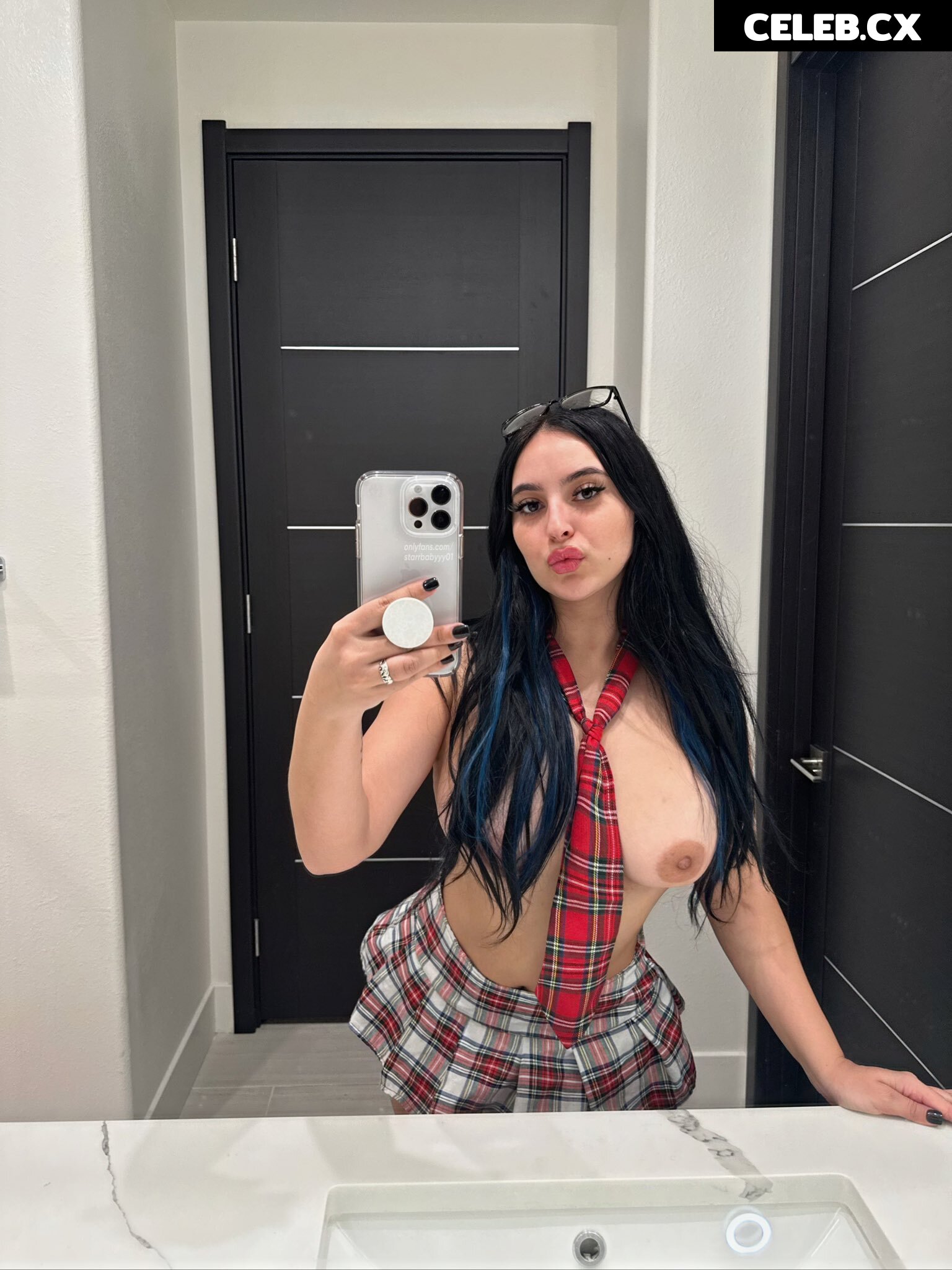 julianicolestar / starrbabyyy01 Image 6672245