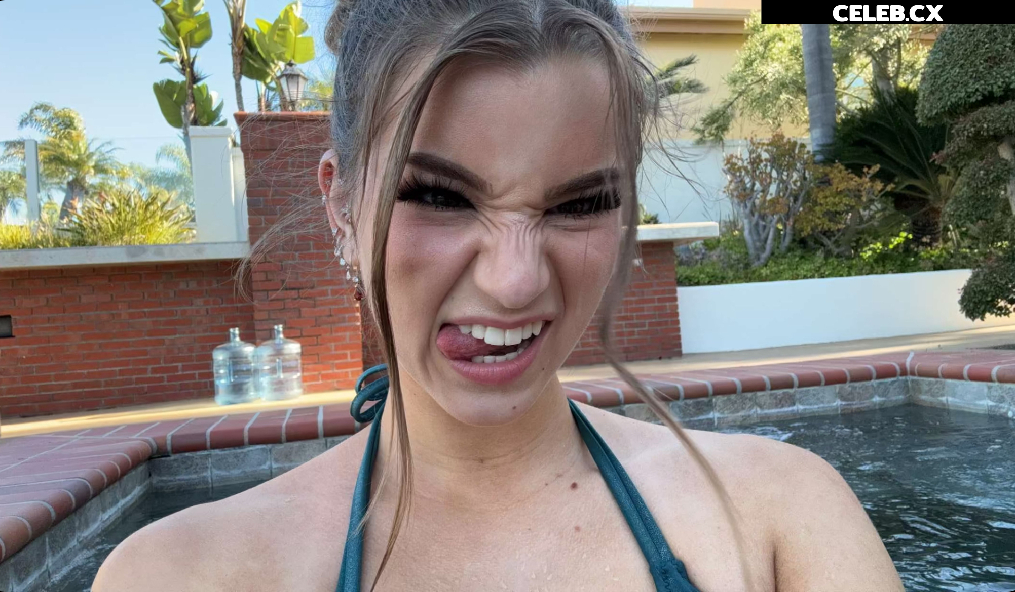 Brooke Monk Image 665941