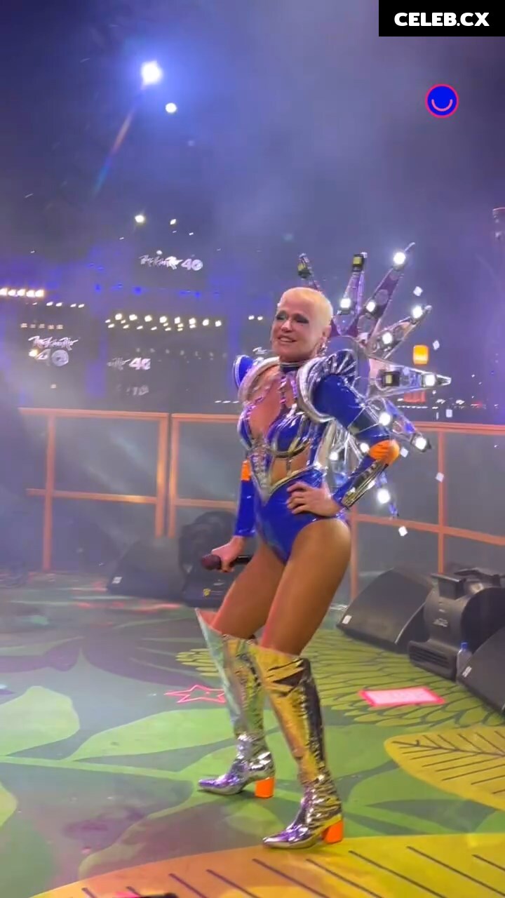Xuxa Meneghel Image 6799321
