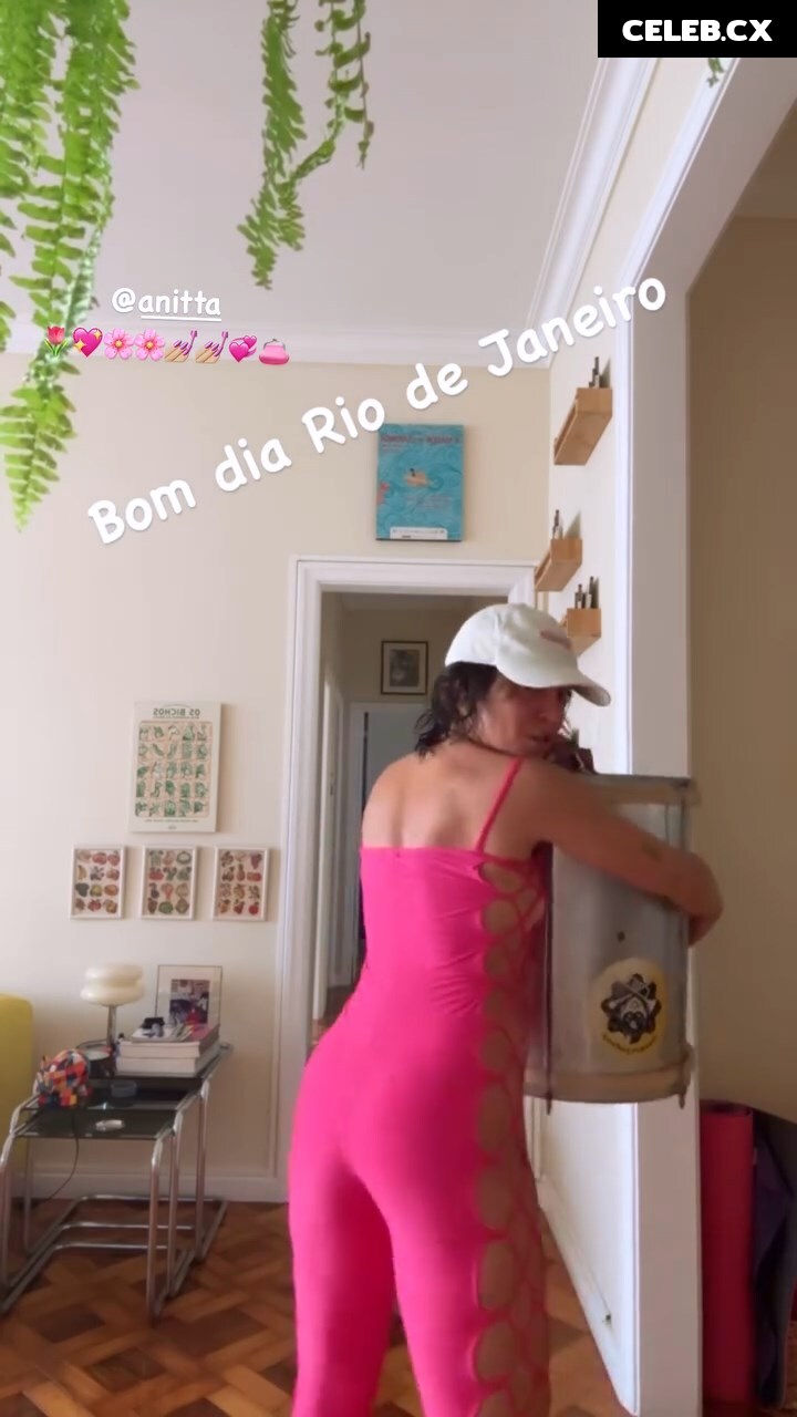 Valentina Bandeira Image 6780475