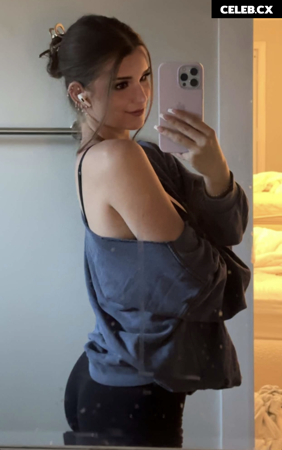 Brooke Monk Image 674522