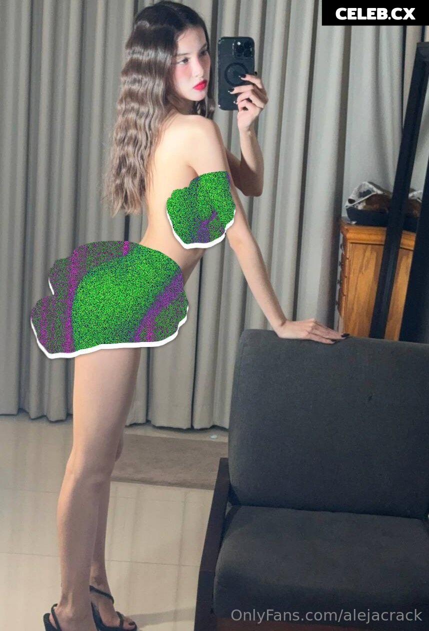 Aleja Crack Image 6720638
