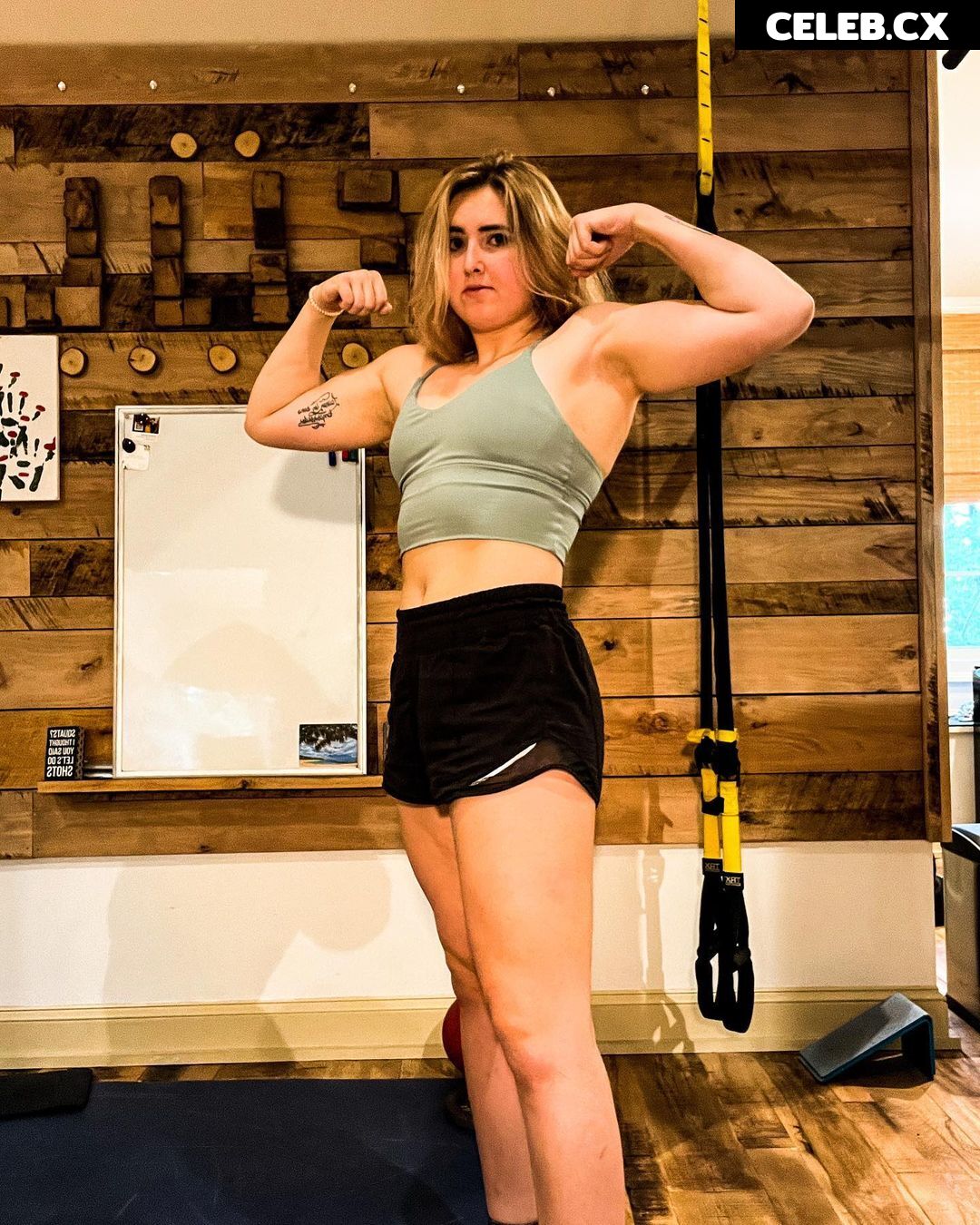 Anna laflower/buff dad Image 5293044
