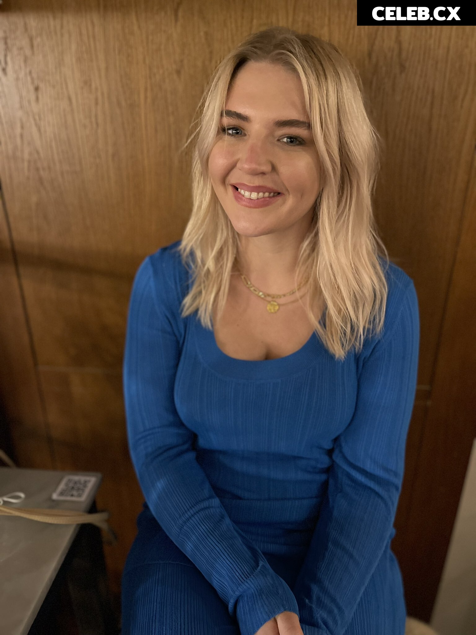 Rebecca Lucy Taylor (Self Esteem) Image 5273574