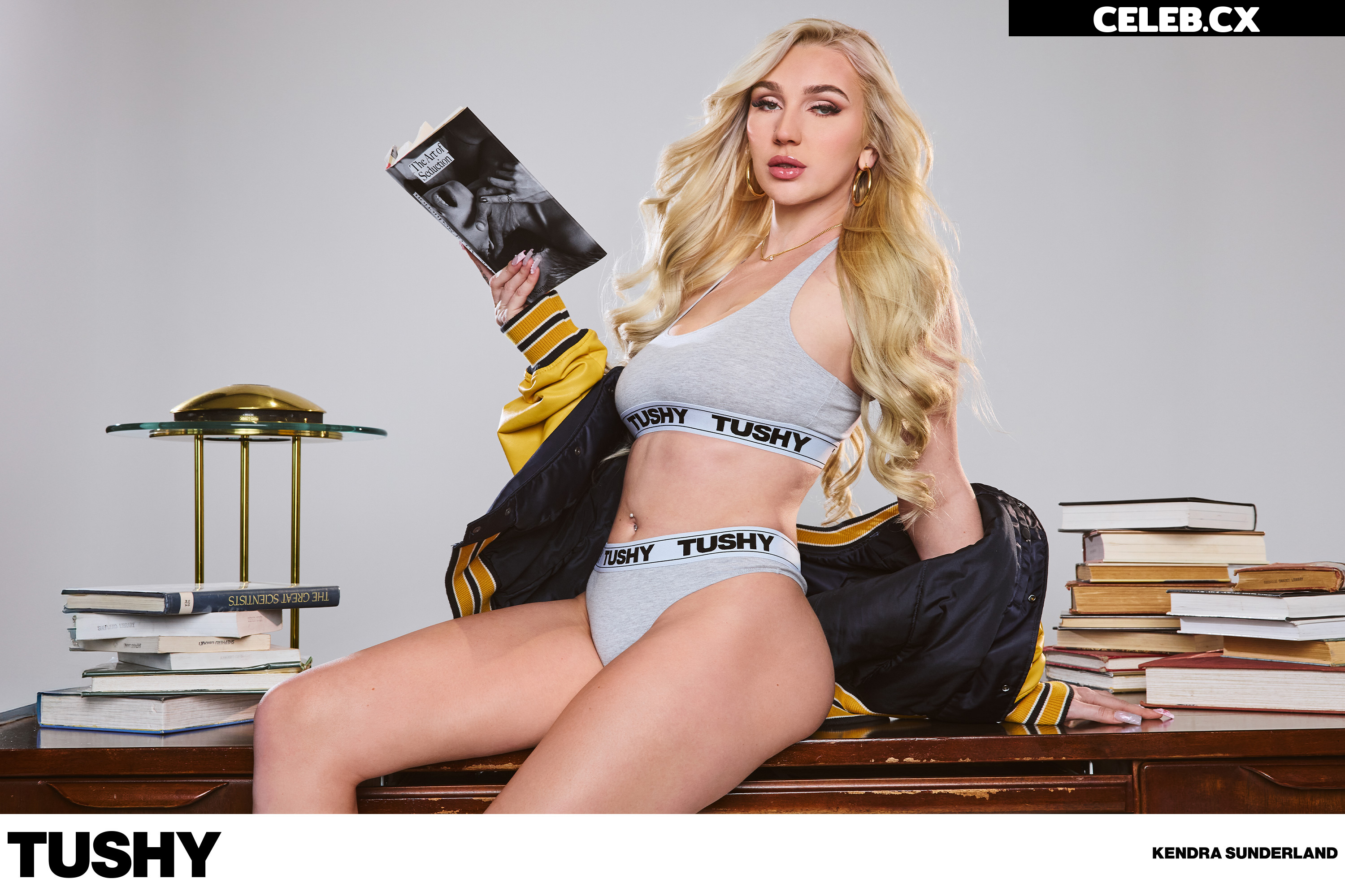 Kendra Sunderland Image 5393258