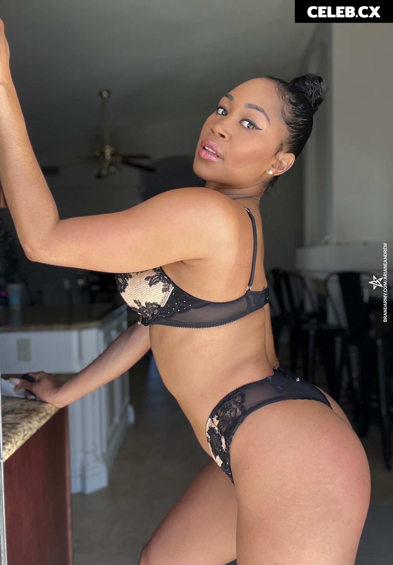 Ariane Andrew (Cameron) Image 5866753