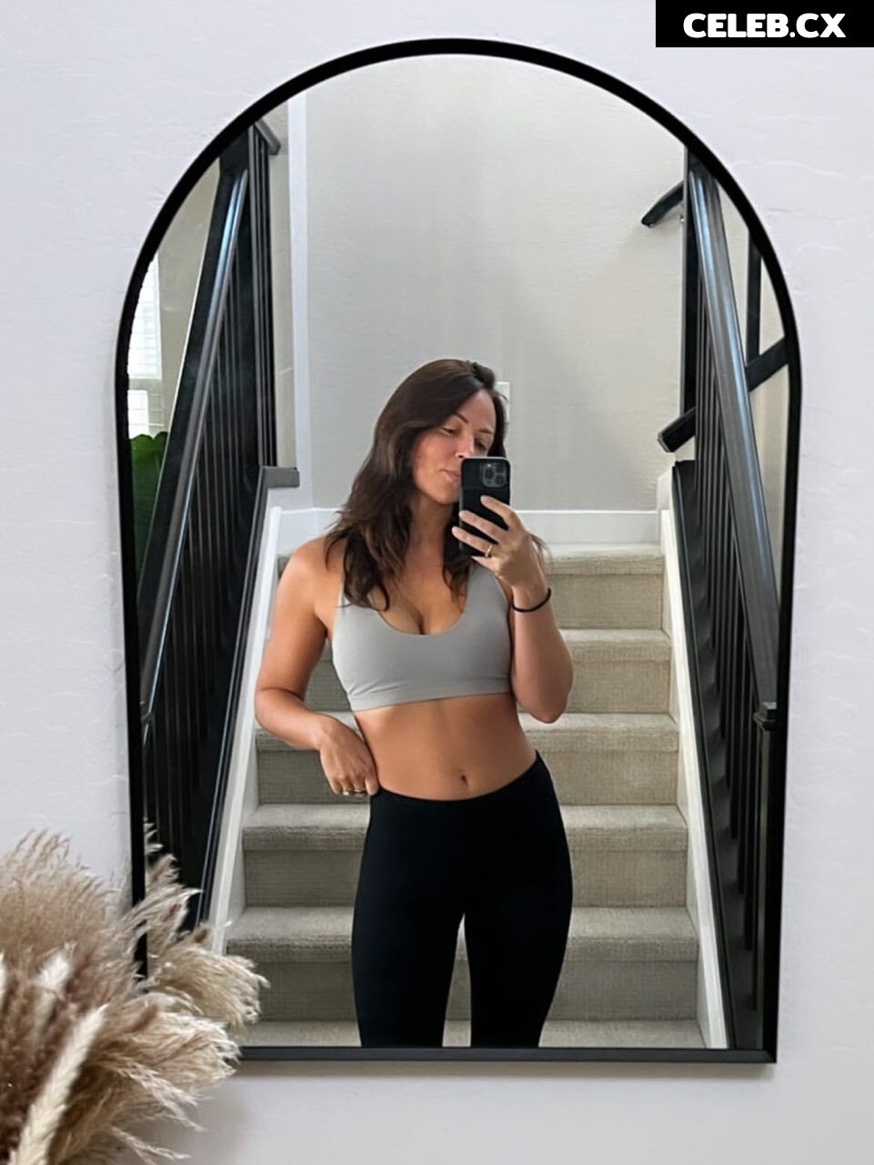 Emma / Tenille Dashwood Image 5867414