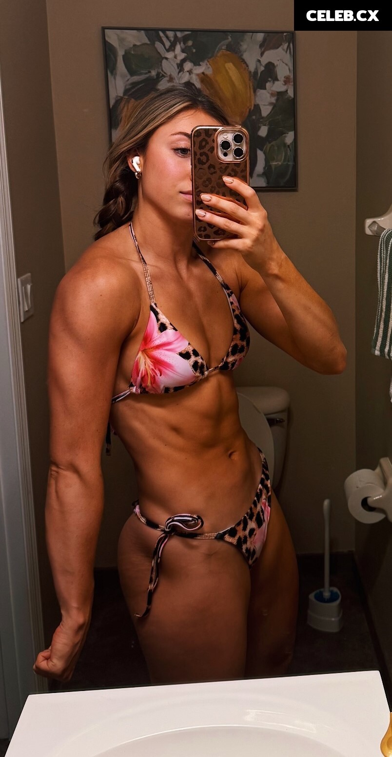 Adriana Rizzo / Anna Keefer Image 5860793
