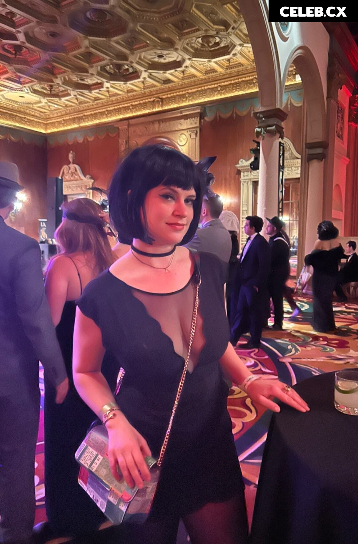 Allie Goertz Image 5860301