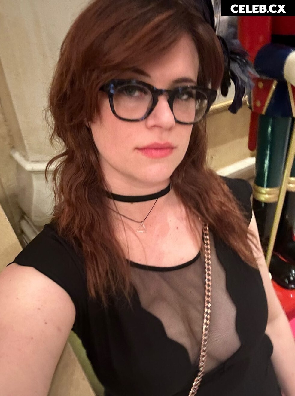 Allie Goertz Image 5860273