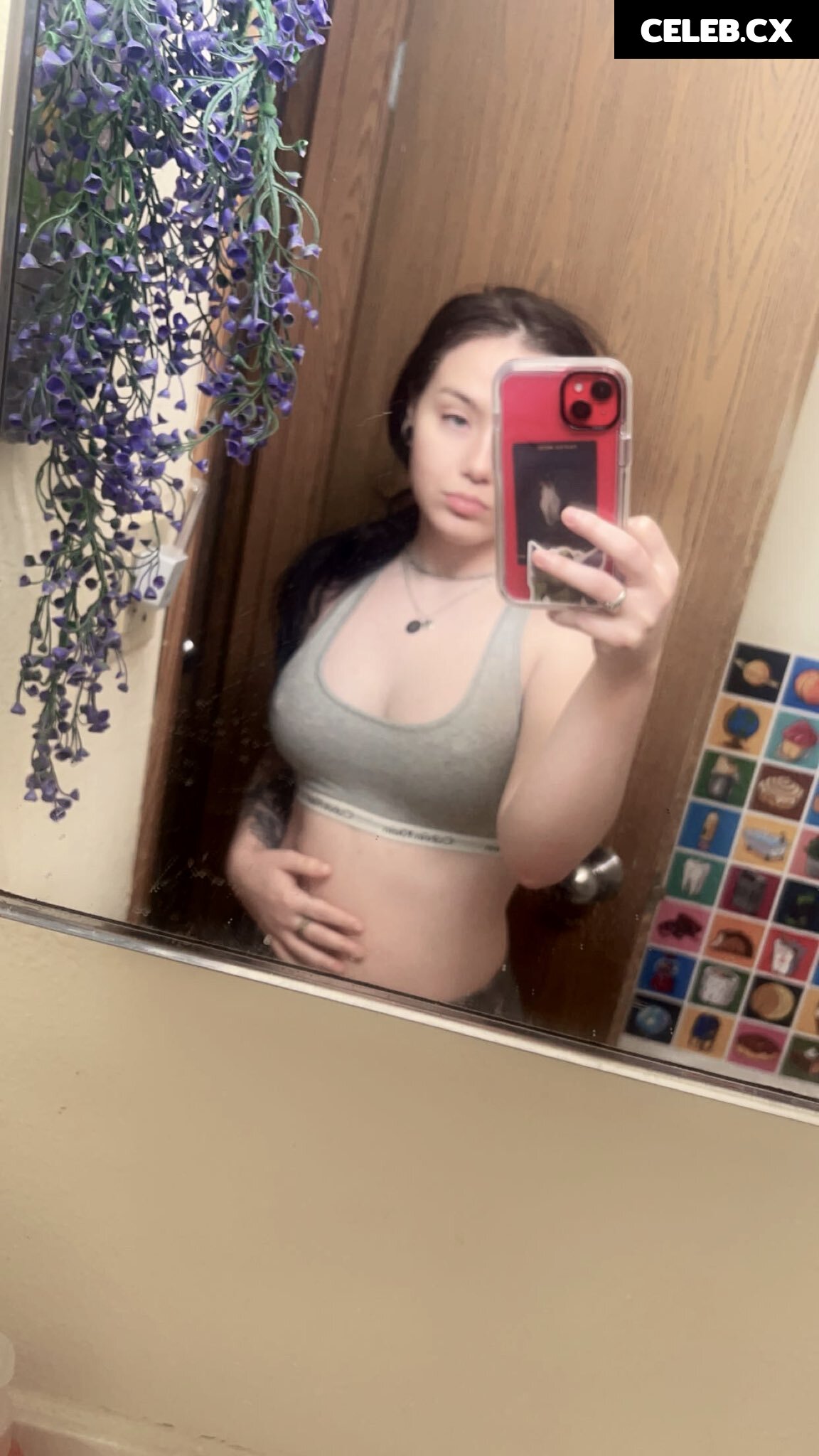 Jaylyn Mcevoy / stankfatneck / emojem Image 5903354