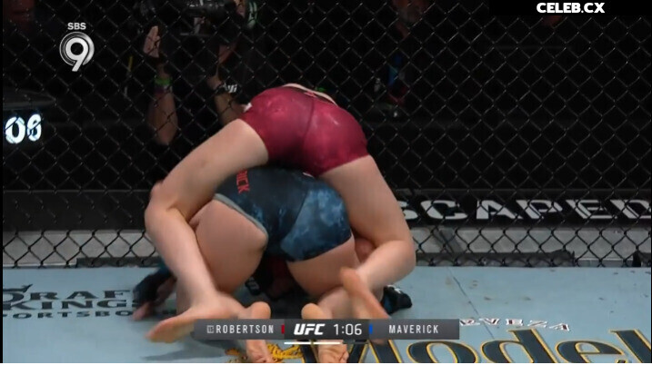 Gillian Robertson Image 5454408