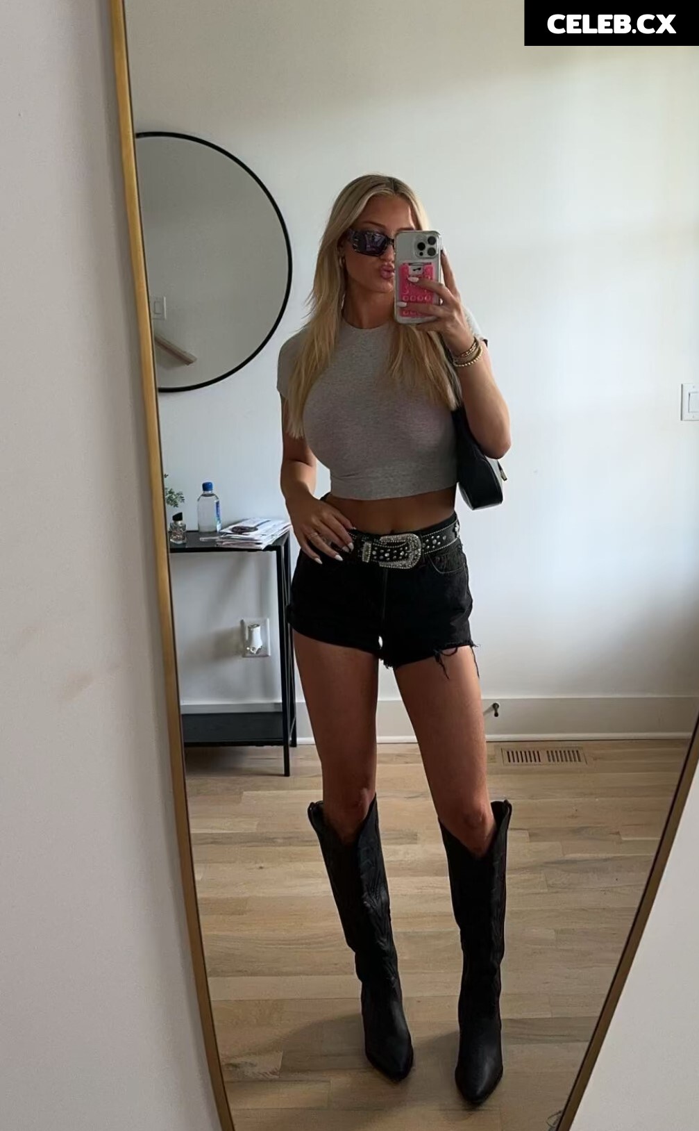 iamsydneythomas / Sydney Thomas Image 5448364