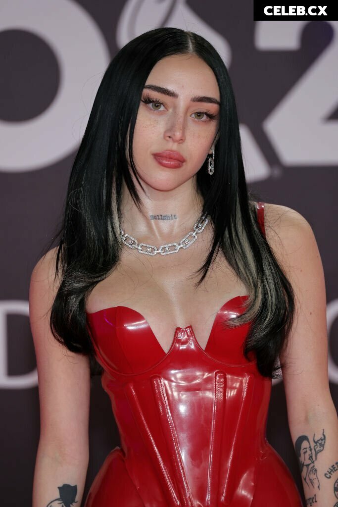 nicki nicole Image 5523467