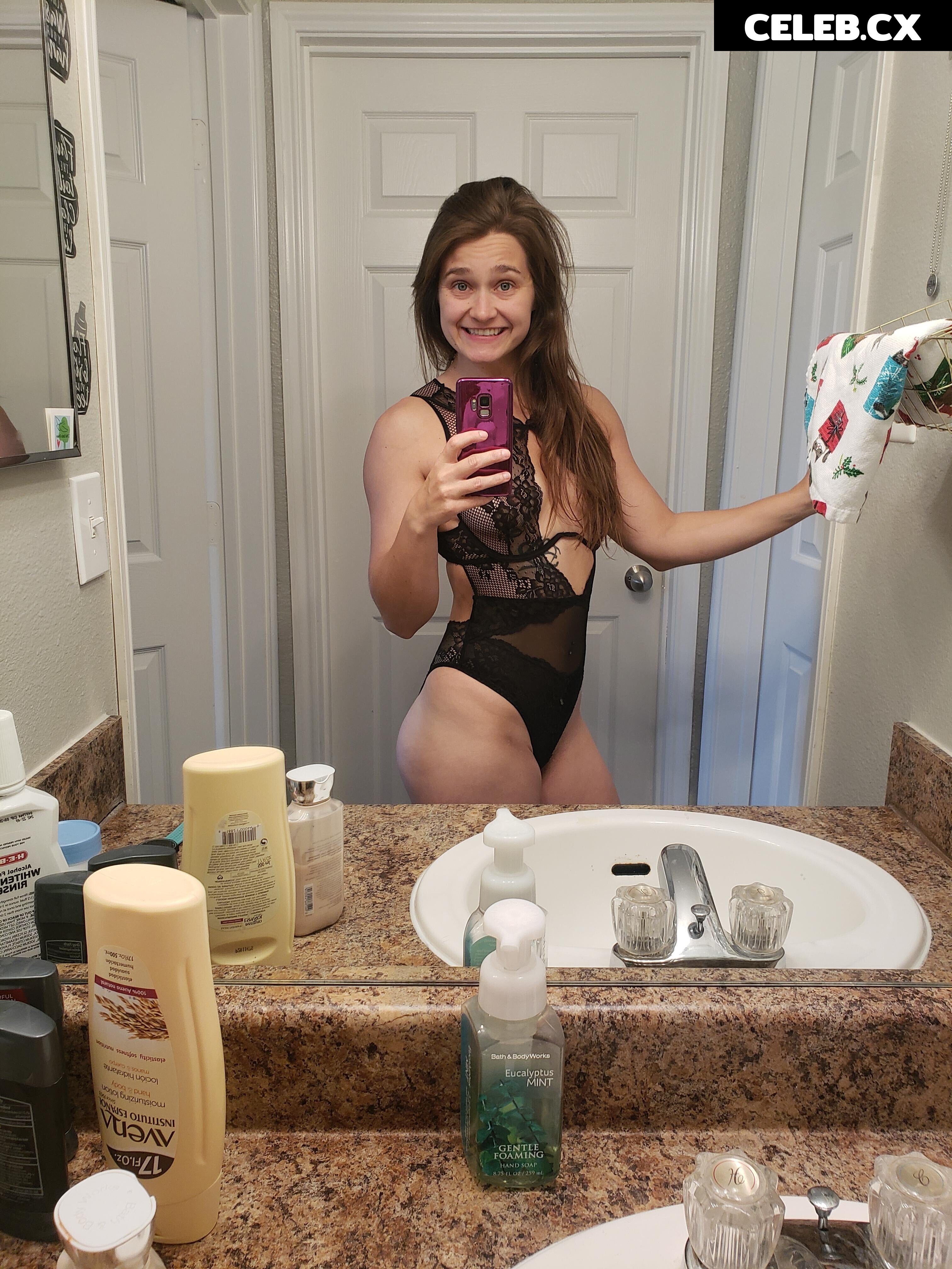Queen Amber / thefittestfeet / returnofthe-A / abaggz Image 5622122