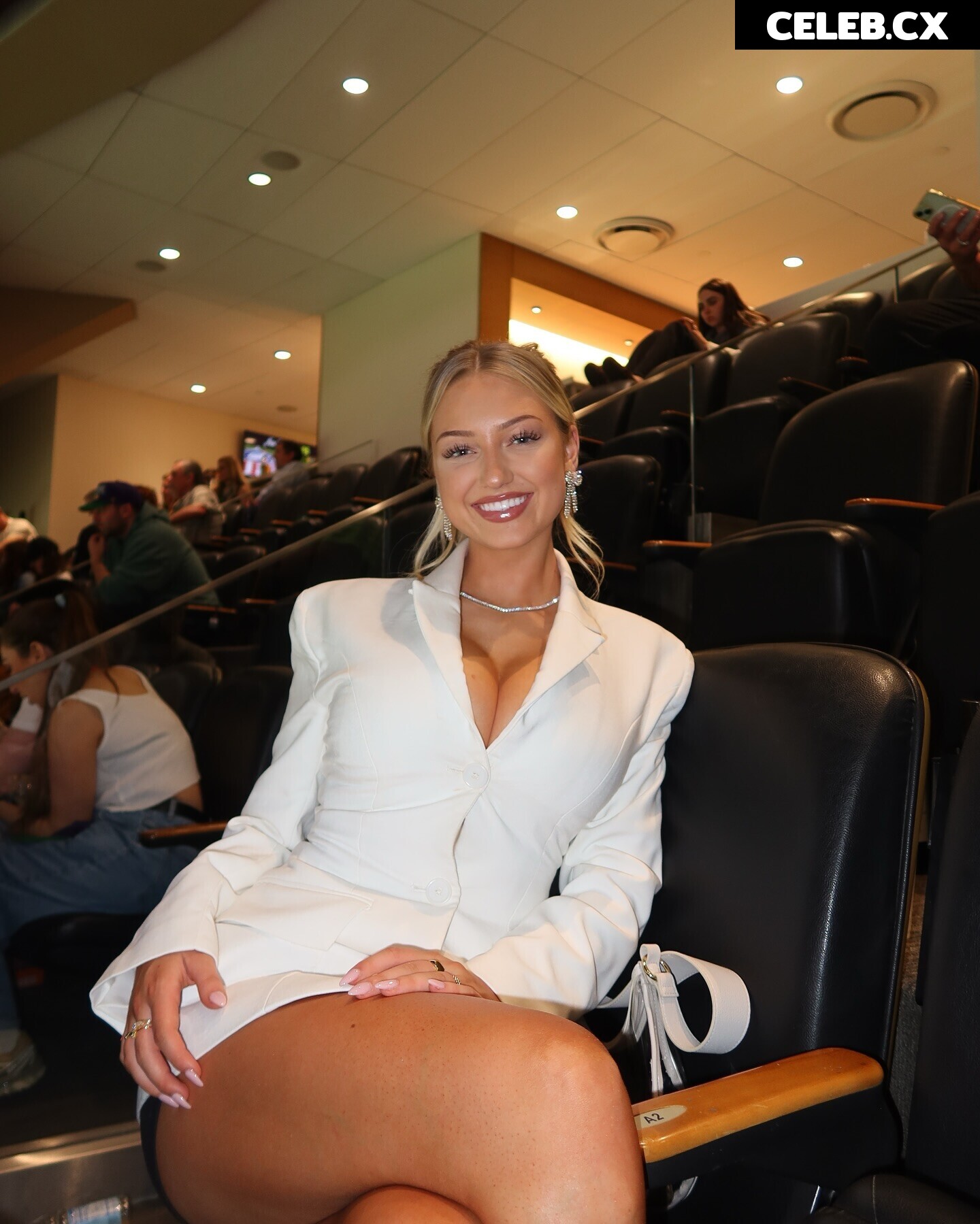 iamsydneythomas / Sydney Thomas Image 5790684