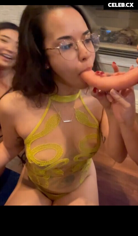 Kimberly Yang / Sexythangyang / YangKim008 Image 4120084