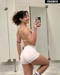 Sabrina Pezeshkian | sabadabadoodle | sabababaroo Image 4229537