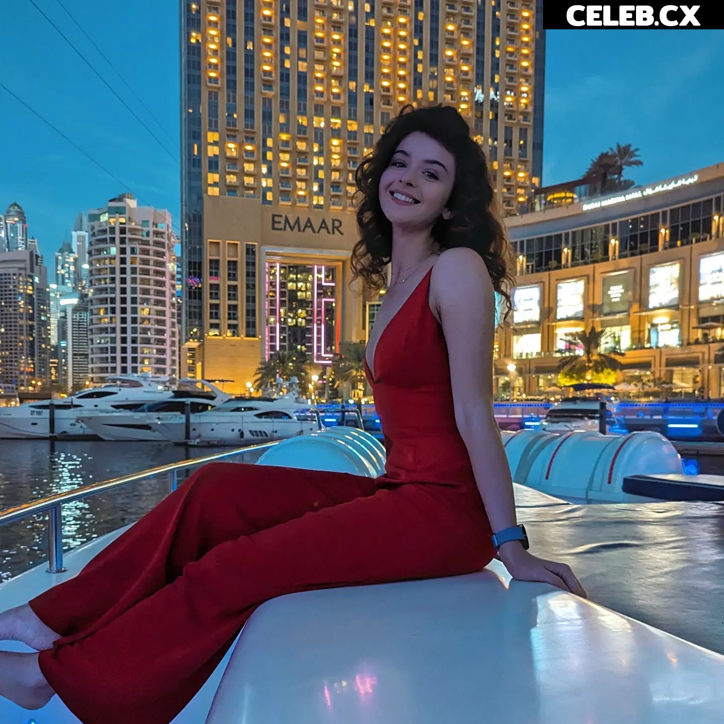 Chloe Lockley Image 4362904