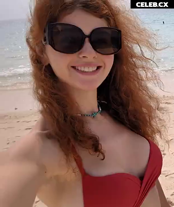 Chloe Lockley Image 4360926