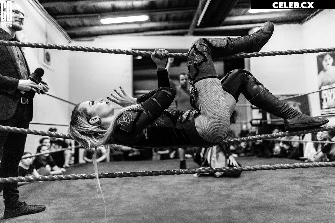Women of Professional Wrestling Image 4479587