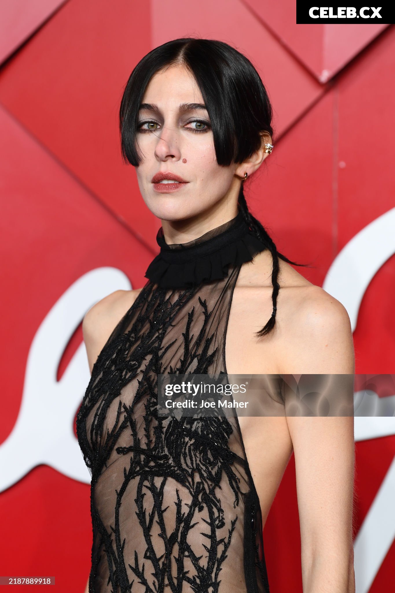 Caroline Polachek Image 4451016