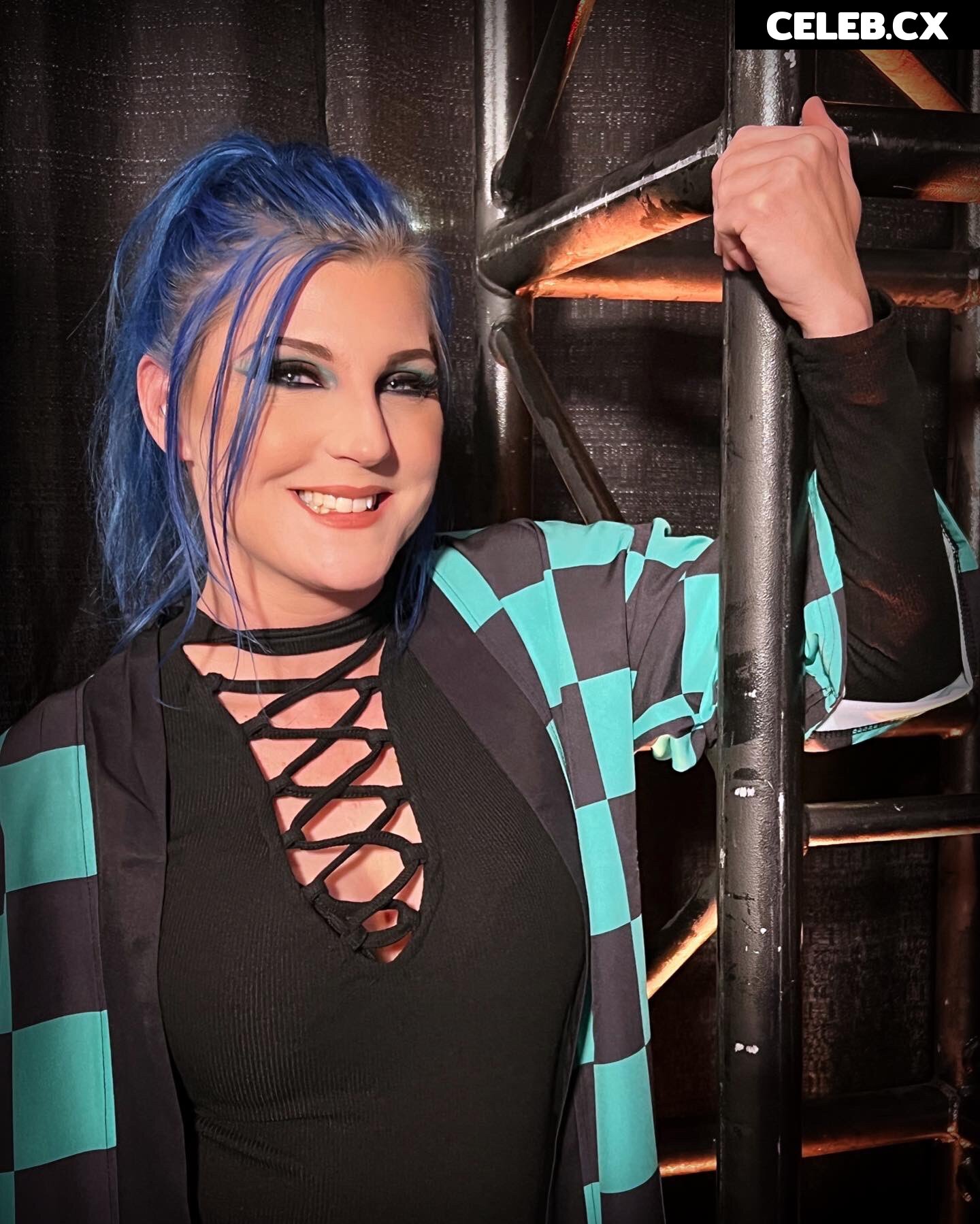 Leva Bates Image 4452962