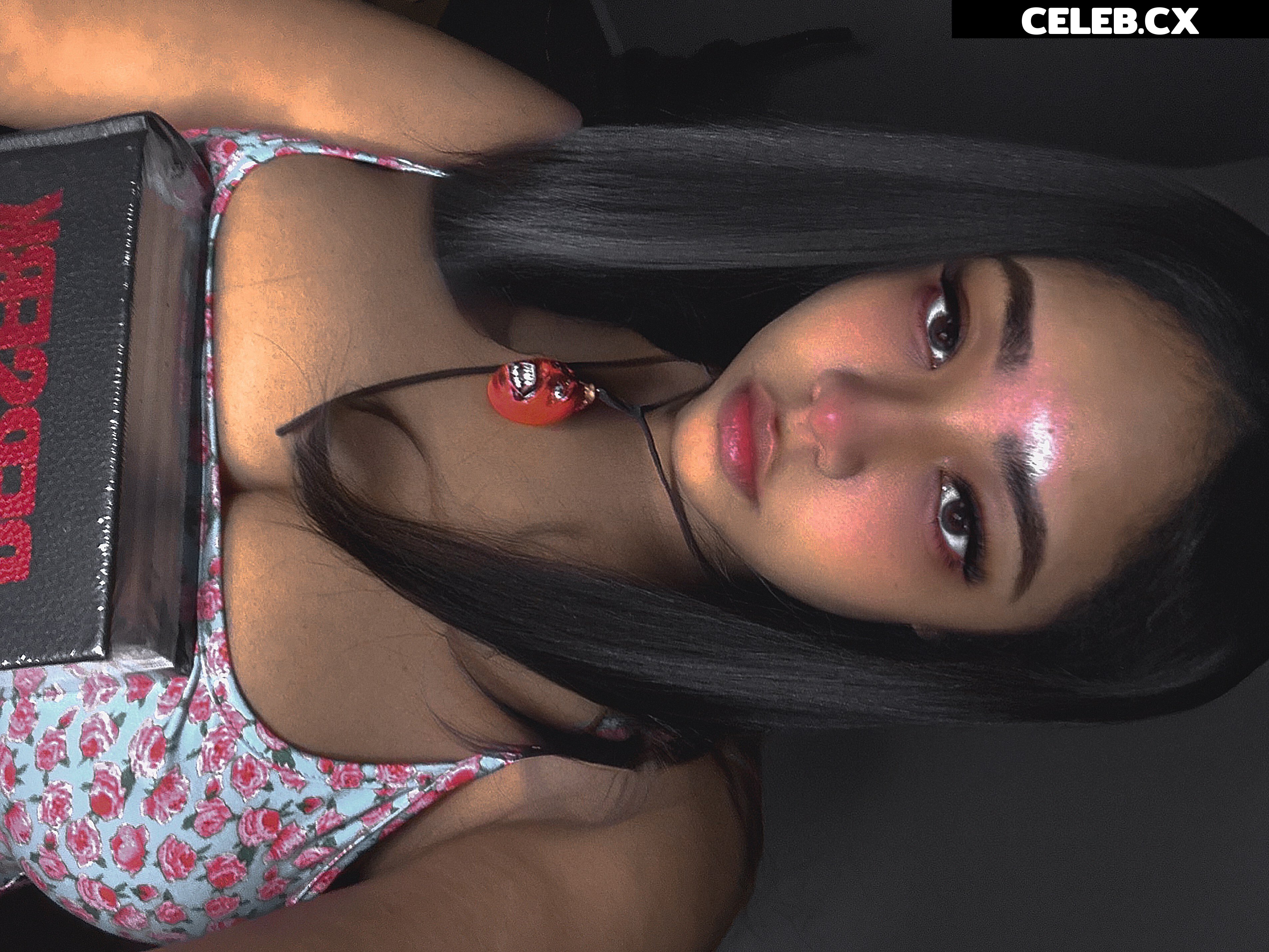T1kitty / kittyxna Image 4785575