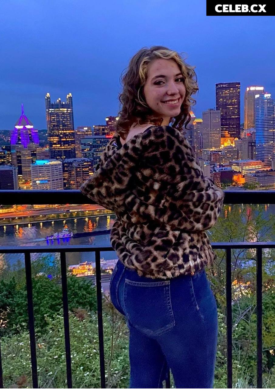 ariah_hub0 / babyyysoph02 / babyyy.soph / babyy.soph Image 4775234