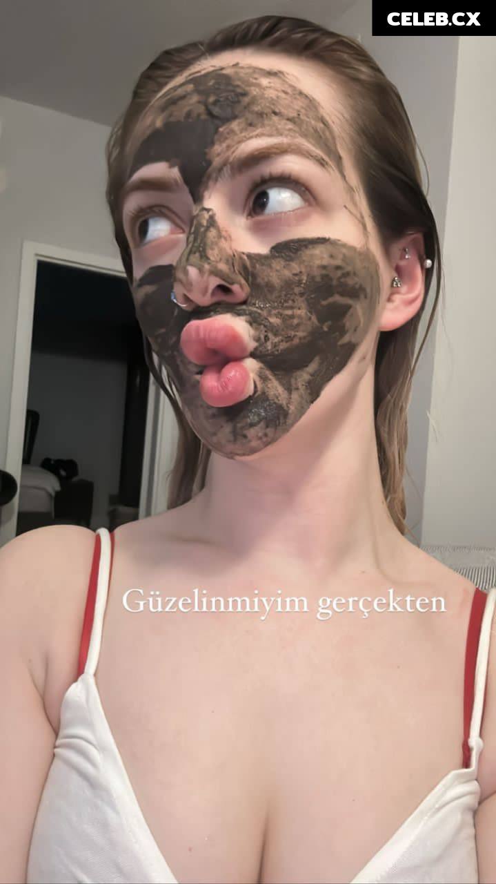 oznur guven / oznurunuzz / oz_nurunuz Image 4715426