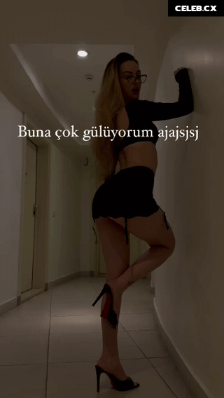 oznur guven / oznurunuzz / oz_nurunuz Image 4714312