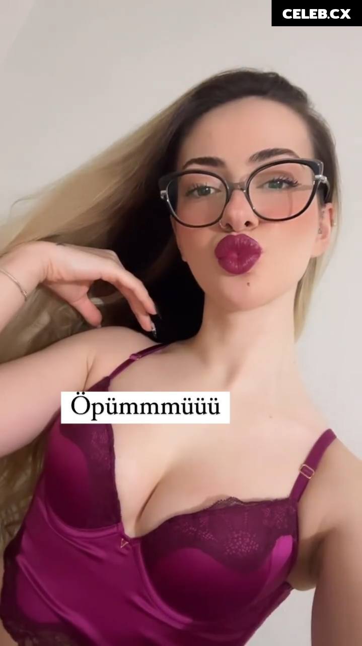 oznur guven / oznurunuzz / oz_nurunuz Image 4713026