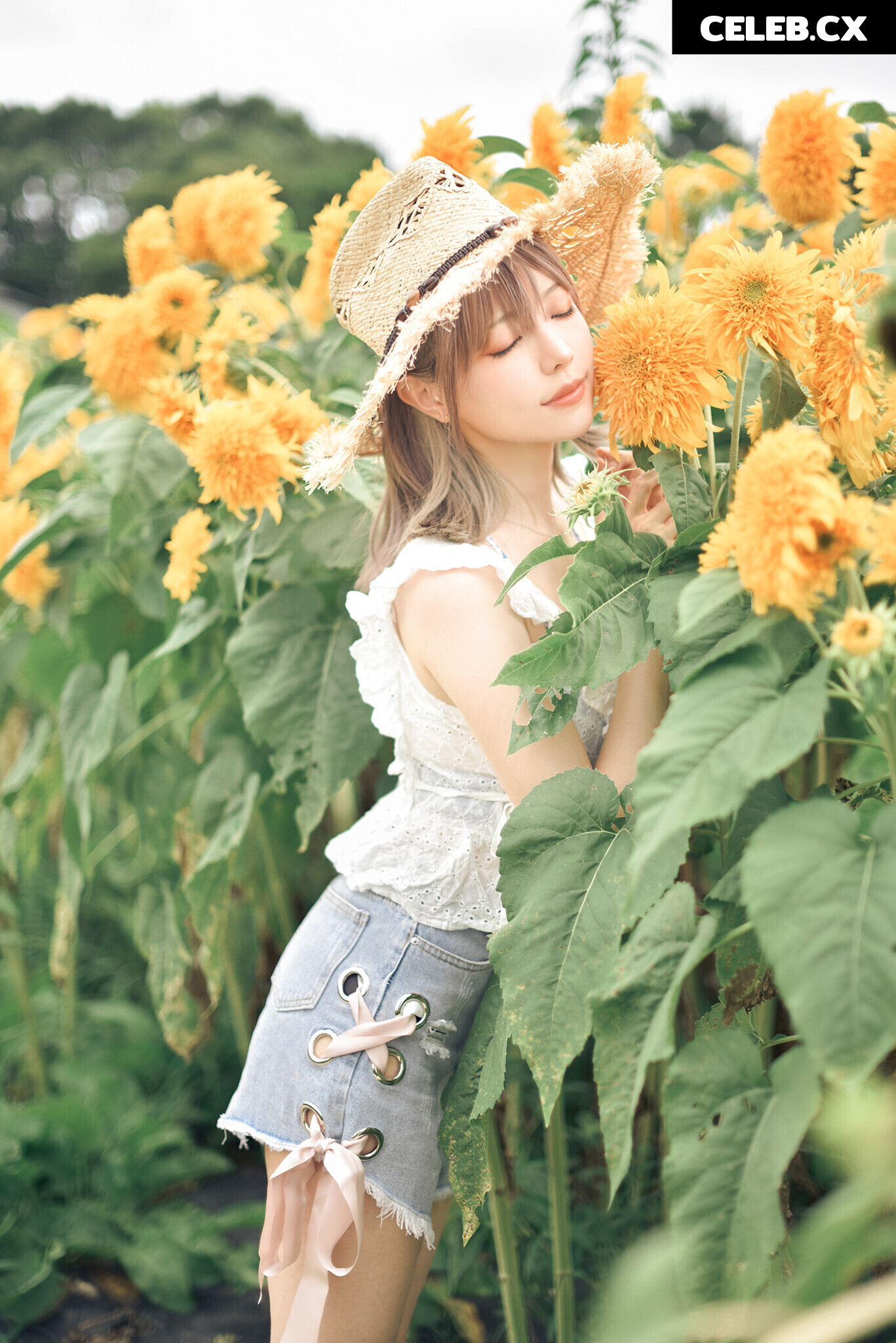 eeelyeee (Ely Cosplay) Image 7189405