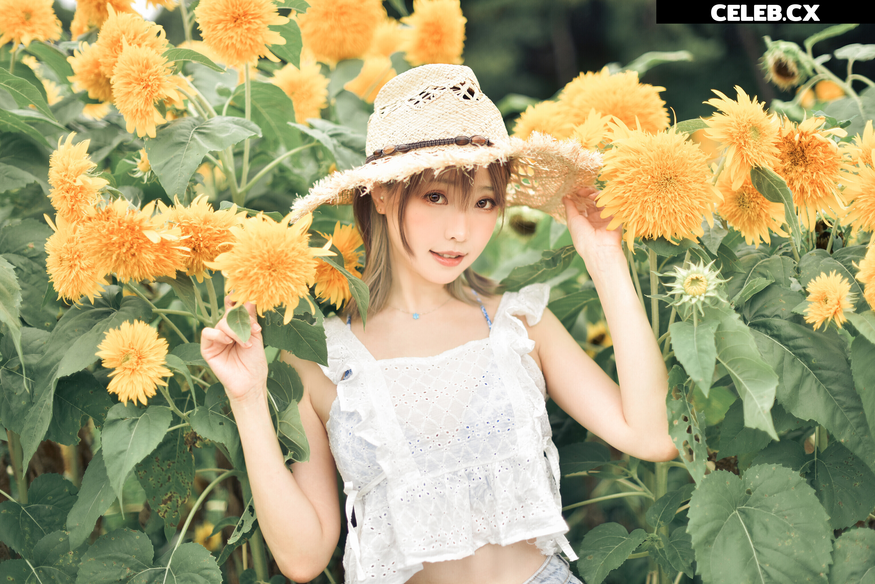 eeelyeee (Ely Cosplay) Image 7189397