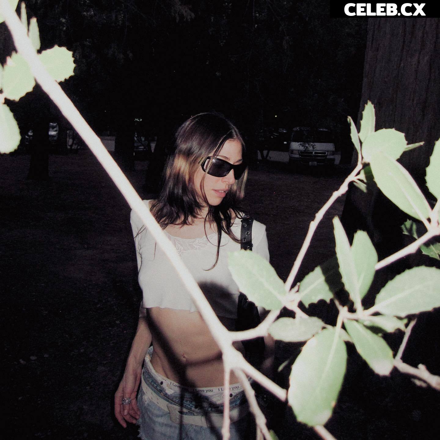 Caroline Polachek Image 7175509