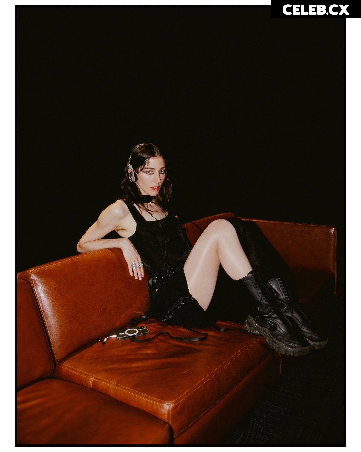 Caroline Polachek Image 7175533