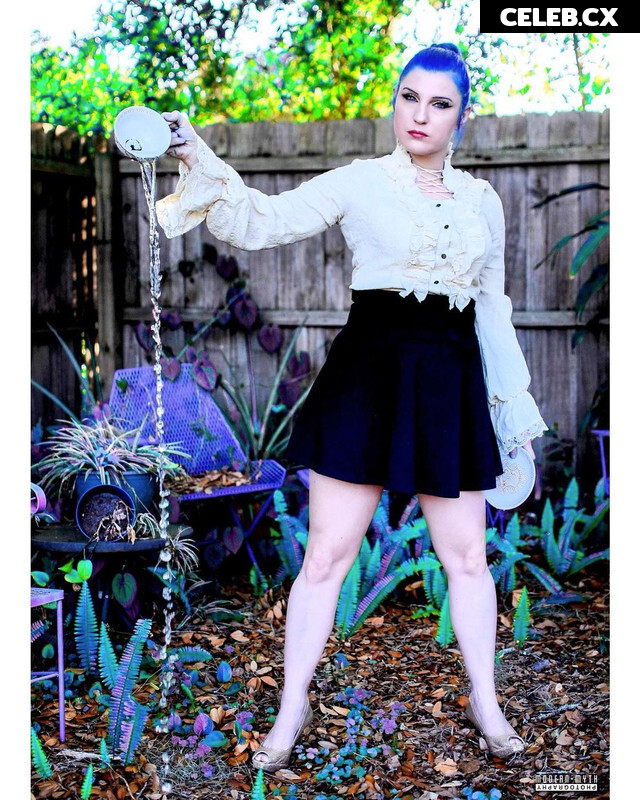 Leva Bates Image 7176444