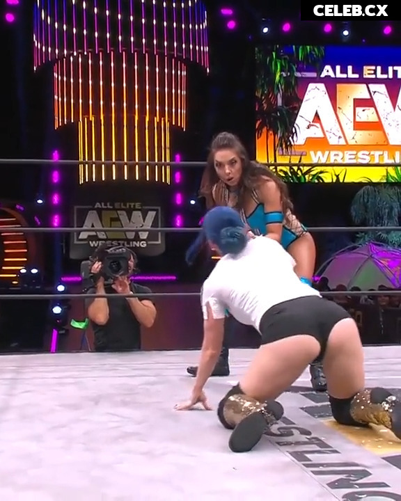 Leva Bates Image 7176412