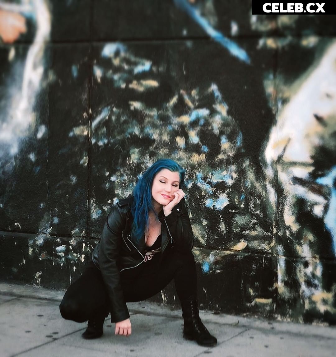 Leva Bates Image 7176439