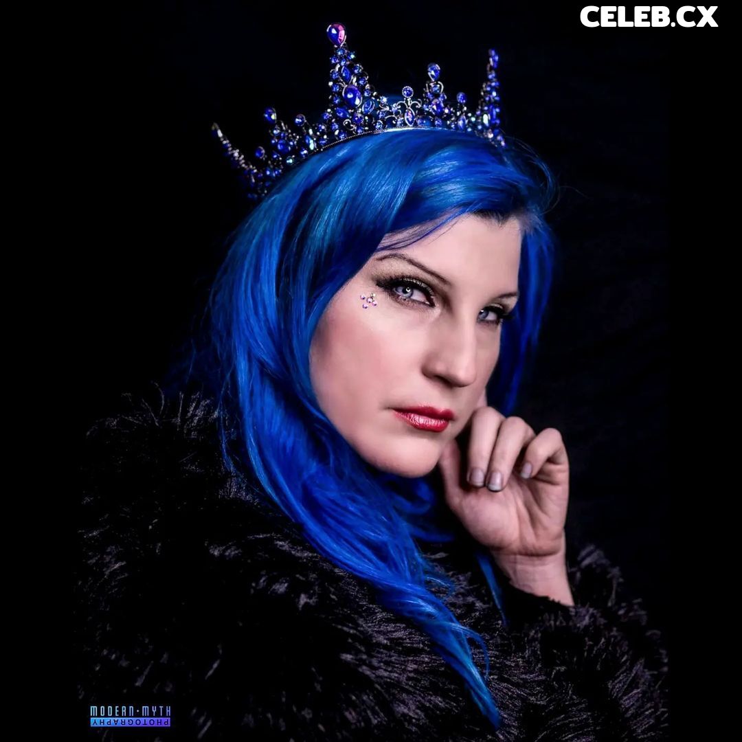 Leva Bates Image 7176433