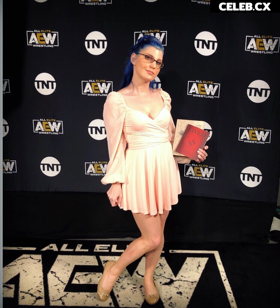 Leva Bates Image 7176425