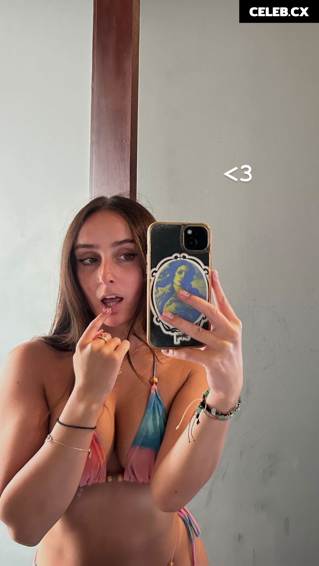 Chlo Image 7118277