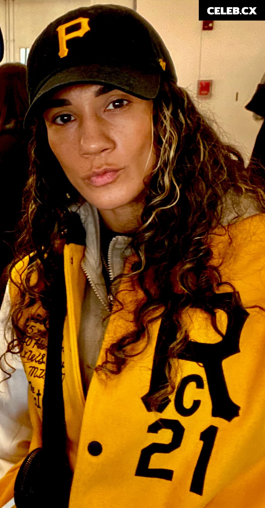 Amanda Serrano / Puerto Rican Boxer Image 7368916