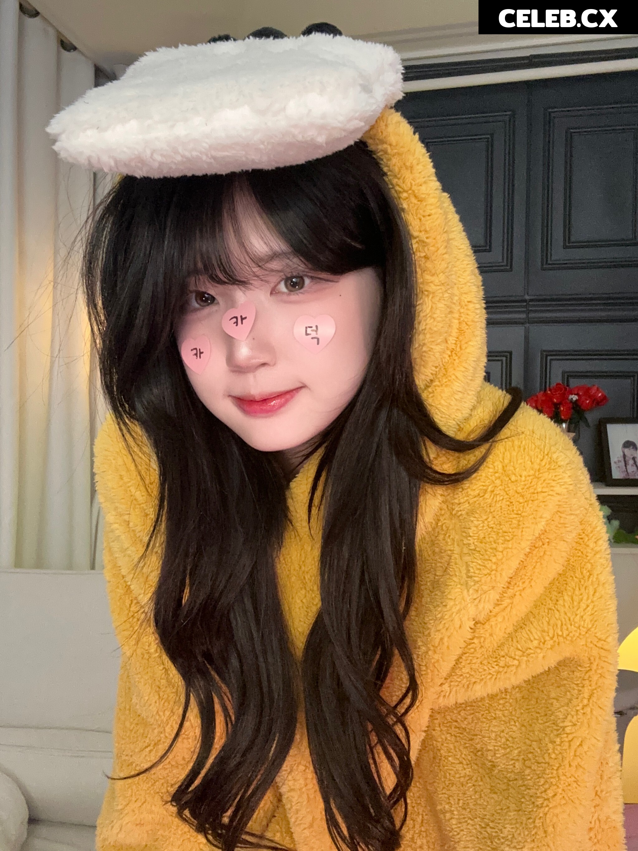 yule_.0.03 Image 7832281