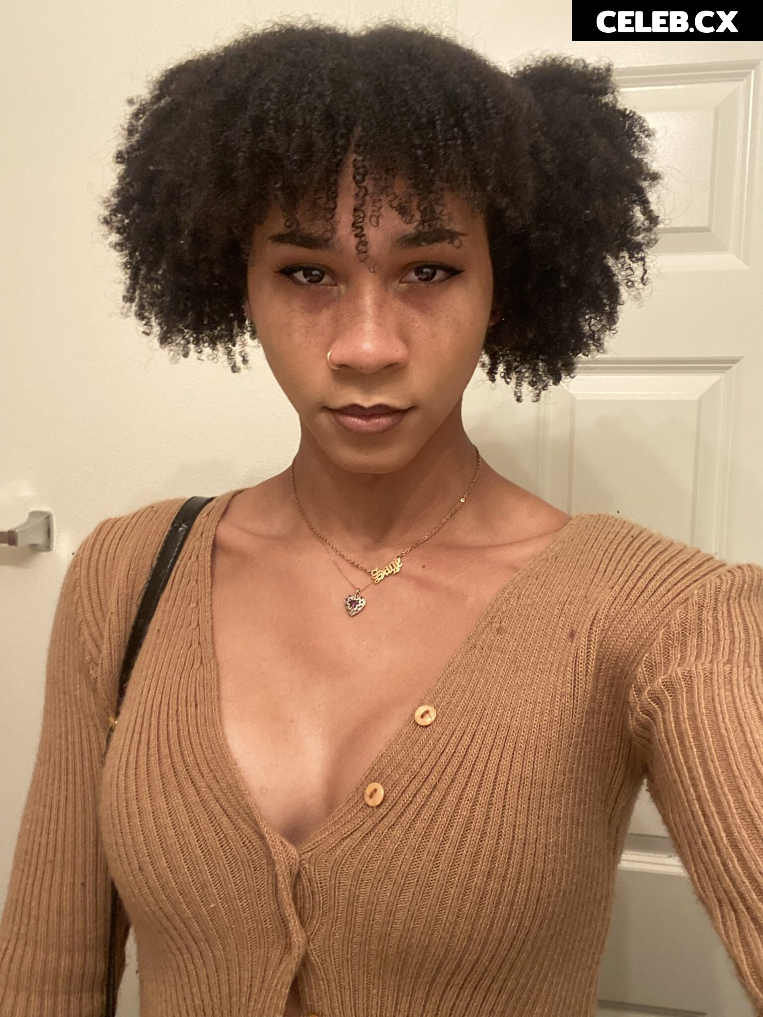 Serena Allure Image 7830916