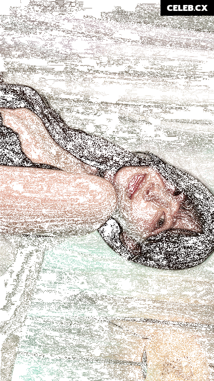 yule_.0.03 Image 7829558