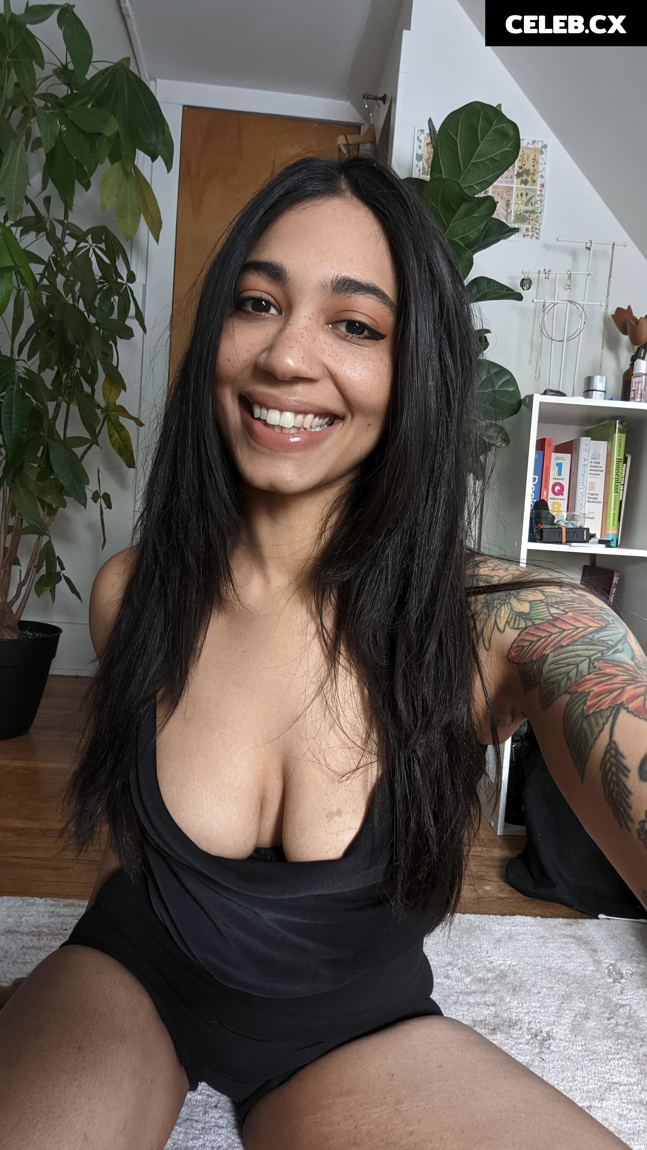 Misha Black | mishablack | TarooRooot Image 7903745