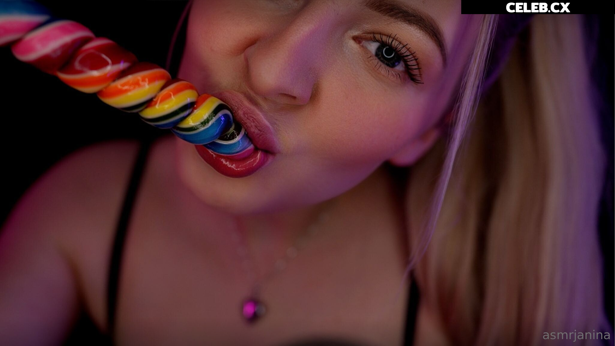 ASMR Janina Image 7577406