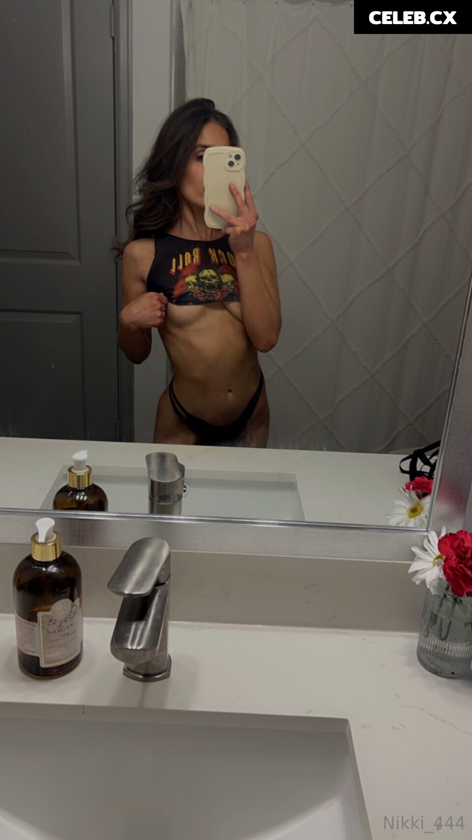 Nikki_444 Image 7690851